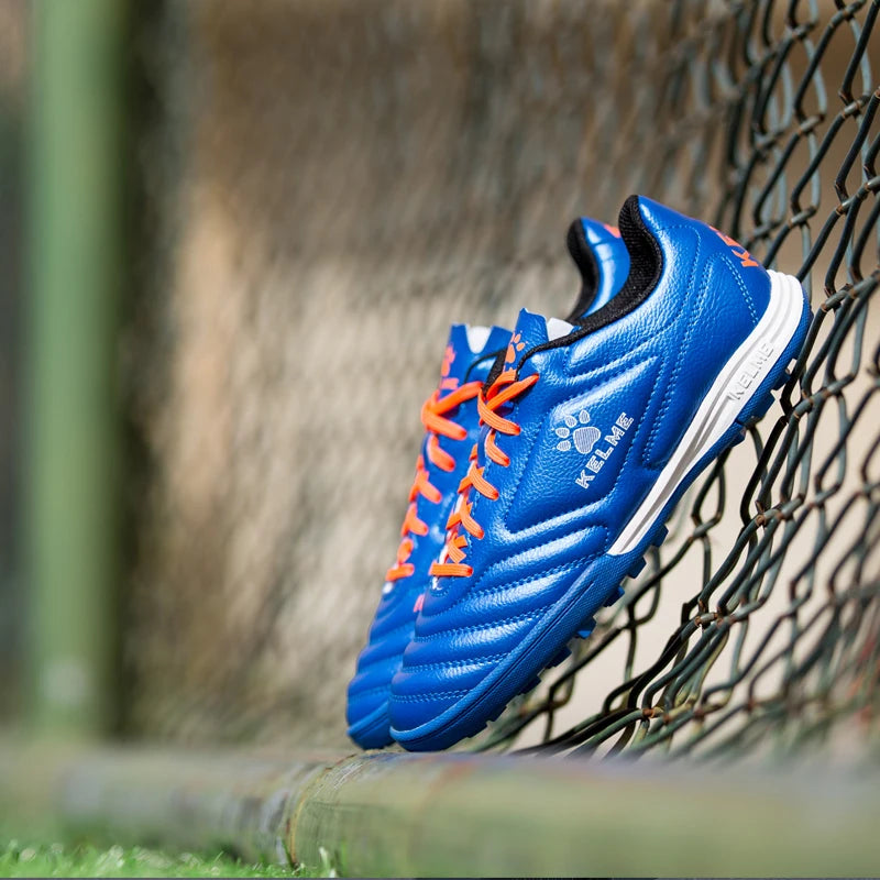 2 Chaussures de Soccer bleu et lacet orange  -sport vitals